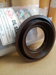 Oil seal  HTB59R 47.63x80.26/87.33x14.9/19.7 NBR WLK/TW, for differential of NISSAN 38189-ZJ00A,38189-EB10A