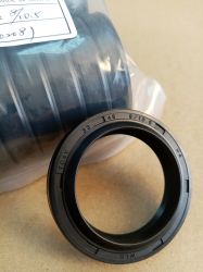 Oil seal  TC4Y 33x45x8/10.5 NBR80  WLK/TW