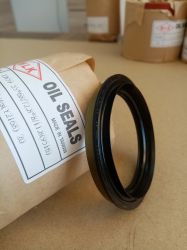 Oil seal  TB59 55x68/72.8x8/11.8 NBR WLK/TW, for front wheel hub of NISSAN 40232-50Y00,40232-50Y10