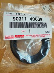 Oil seal  UES-89 40x56x11.5/17 R NBR TOYOTA MOTOR CORPORATION/Japan , for transmission of TOYOTA 90311-40039    