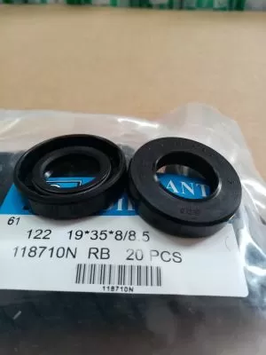 Oil seal TCV (122) 19x35x8/8.5 NBR SOG/TW , for hydraulik pumps,motors and hydrodynamic couplings