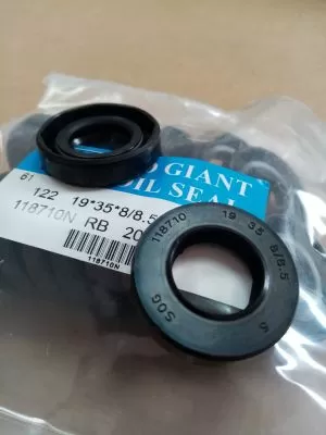 Oil seal TCV (122) 19x35x8/8.5 NBR SOG/TW , for hydraulik pumps,motors and hydrodynamic couplings