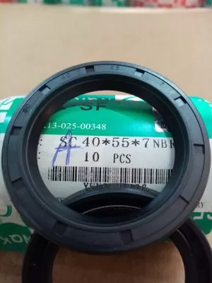 Oil seal  A 40x55x7 NBR NQK.SF /China , CARRARO 025317; CITROËN 320631; DUCATI 937724055; FIAT 71728987; LANDINI 1441815X1; MAN 06562710404; MASSEY FERGUSON 1441815X1