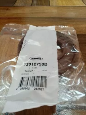 CORTECO 12012798B  40x72x7 BASLVI Simmerring FPM ,CARRARO 025542