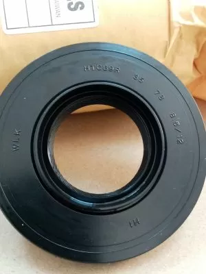 Oil seal HTC69R 35x78x8.5/12 R NBR WLK/TW , 91202-PWT-003 HONDA,BH3827F