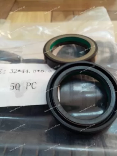 Oil seal  SCJY 32x44.5x8.5 NBR KDIK/China , for steering rack of WV LT 28-46