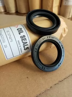 Oil seal AS 32x48x8 NBR WLK/TW , ISEKI,MITSUBISHI NM155,NM180,16HP( TT220 )18HP