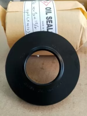 Семеринг TG4 35x72x10/12 NBR  WLK/TW, за перални машини 03AT43,Bosch, Siemens 00171291,00613082