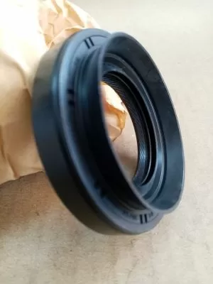 Oil seal HTC69L 37x64x10/17 L NBR  WLK/TW , for transmission of HYUNDAI,KIA 452453B400,452453B410