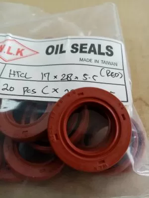 Oil seal HTCL 17x28x5.5 L NBR  WLK/TW , for tansmission of YAMAHA MW125 TRICITY,NW125A,93102-17812