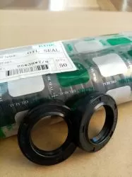 СЕМЕРИНГ TC4Y 25x38x7/8 NBR KDIK/China , за кормилно управление на  LEXUS,TOYOTA 90310-25004