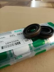 Oil seal  DC 17x32x8 NBR KDIK/China , for steering of  LEXUS,TOYOTA AW0751E