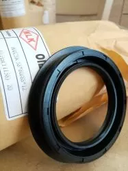 Семеринг HTC5R 58x80/88x12 R NBR WLK/TW , за колянов вал на NISSAN 13043-76200  
