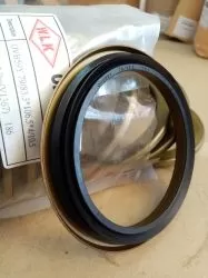 Oil seal  OVB59Y 79/83.3x106.5x4/10.5 NBR WLK/TW, for front wheel hub of TOYOTA 90304-T0001