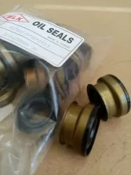 Oil seal  TZC59Y 16x28x7/15.2 NBR  WLK/TW , for cross shaft of KIA MF40117131A  