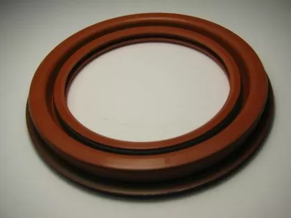 Семеринг UES-35  (1) 70x96/103x11 L Silicone колянов вал заден на Mitsubidhi OEM MD 010324
