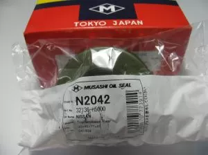 Семеринг UES-S 30x45/77x45 L NBR Musashi N2042, скоростна кутия (изход) на Nissan OEM 32136-H5000