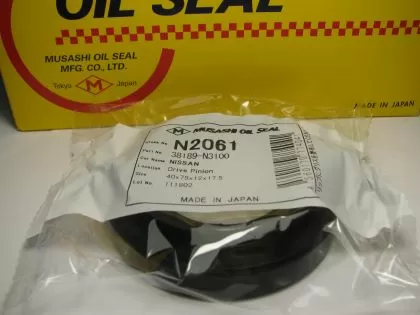 Семеринг UES-9 40x75x12/17.5 R NBR  Musashi N2061, диференциал, раздатъчна кутия на Nissan ОЕМ 38189-N3100