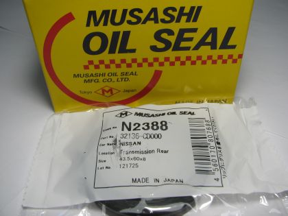 Семеринг AS 43.5x60x8 L NBR Musashi N2388, скоростна кутия (изход) на Nissan OEM 32136-CD000