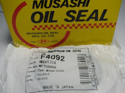 Oil seal  BS 45x58x9 NBR Musashi F4092, rear axle of Mitsubishi  ОЕМ MB001314