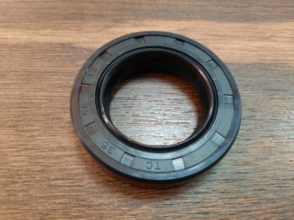 Oil seal  AS 35x56x12 NBR