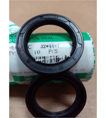  Oil seal AS 32x44x7 NBR NQK.SF/China