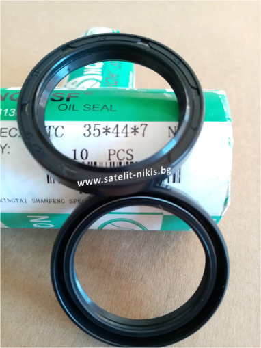  Oil seal  AS 35x44x7 NBR NQK.SF/China