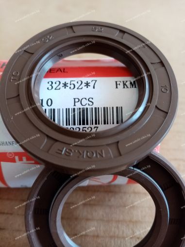 Oil seal  АS 32x52x7 Viton NQK.SF/China