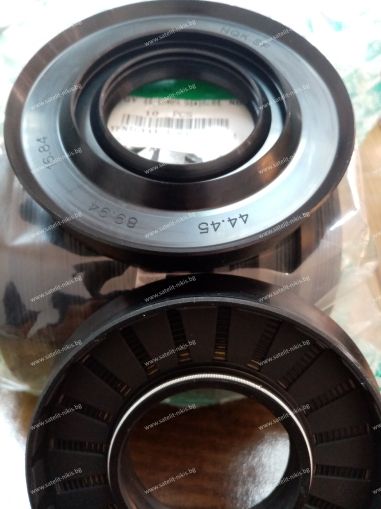 Oil seal  TGY 44.45x89.94x16.84  NBR70 NQK.SF/China