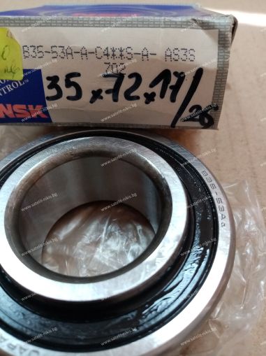 Bearing  B35-53A-A-C4  ( 35x72x26/17 ) NSK/Japan ,for rear axle of TOYOTA 90369-35002, 42410-12090, 04421-12020