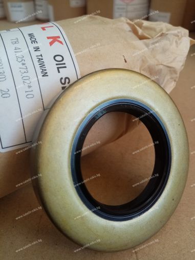 Семеринг TB (BS) 41.25x73.02x10 NBR WLK/TW, за трактори  H30  SERIES 920.000.696