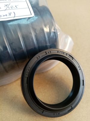 Семеринг  TC4Y 33x45x8/10.5 NBR80  WLK/TW 