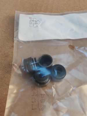 Уплътнител за клапан 7.8x11x8 FPM EL 476691 ELRIG, BMW 11 34 1 340 849,FIAT 55190344,FORD 1535535,MERCEDES  135 053 00 58,MITSUBISHI MR984262,OPEL  55 190 344,SAAB  9158057,SUZUKI  19232-84E00