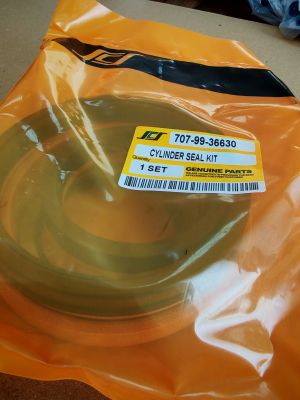 Boom Cylinder Seal Kit 201-63-02010 for  KOMATSU exkavators