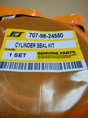 Blade  Cylinder Seal Kit 707-98-24550 for  KOMATSU excavators