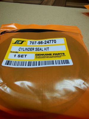 Blade Lift Cylinder Seal Kit 707-98-24770  KOMATSU exkavators