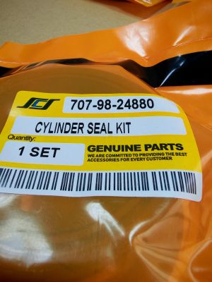 Ремонтен комплект  за хидравличен цилиндър на стрелата (boom ) 707-98-24880 за екскаватори KOMATSU