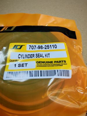 Ремонтен комплект  за хидравличен цилиндър на стрелата (boom ) 707-98-25110 за екскаватори KOMATSU