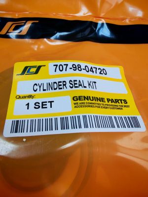 Arm Cylinder Seal Kit 707-98-04720 for  KOMATSU exkavators  