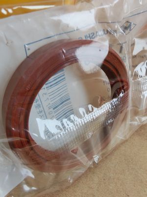 Oil seal  UE (TC) 32x53x7 R NBR Musashi/Japan , for transmission of  TOYOTA  90311-32022,T1391  