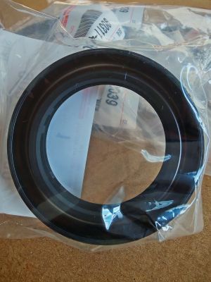 Oil seal  UES-89 40x56x11.5/17 R NBR TOYOTA MOTOR CORPORATION/Japan , for transmission of TOYOTA 90311-40039    