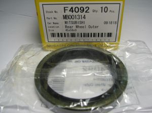 Oil seal  TB (BS) 45x58x9 NBR Musashi/Japan , for rear axle of Mitsubishi  MB001314,F4092