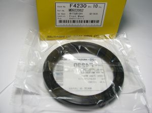 Семеринг UES-9  (TC9) 63x81x7.5/11.5 Musashi/Japan , предна главина на Mitsubishi  MB922062 ,F4230