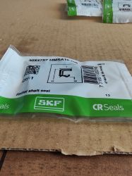 СЕМЕРИНГ HMSA10 RG (ASW) 30x40x7 SKF/Sweden