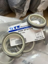 Двойно действащ метален чистач DKBW 40x50x7/10 PU95 + SPCC WYS/Korea, KOMATSU 07016-20407,707-56-40580