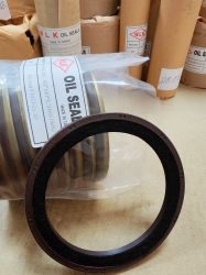 Oil seal  HTBCKL 80x100x8.5 L with felt NBR WLK/TW , for crankshaft of NISSAN 12279-5L310,TOYOTA 9031180003