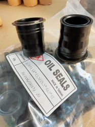 Fuel injector sealing ring  TC59YI 18x23.5/25.5/30.3x32 NBR WLK/TW , MAZDA RF5C-13-R08   