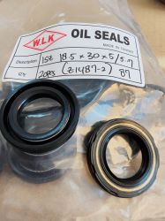 Oil seal  ISZ 18.5x30x5/5.7 NBR WLK/TW , (19x30x5 ISZ),Subaru Justy,Suzuki Swift