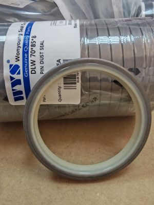 Метален чистач DLW 70x85x8 PU95 + студеновалцувана стомана WYS, KOMATSU 21K-70-12180,418-09-11110