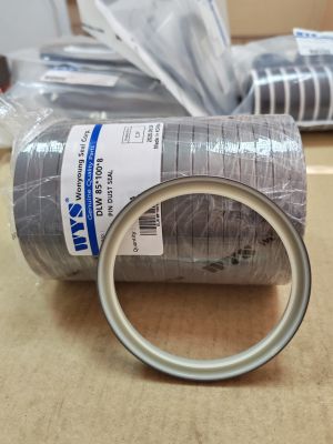 Метален чистач DLW 85x100x8 PU95 + студеновалцувана стомана WYS, KOMATSU 424-09-12320